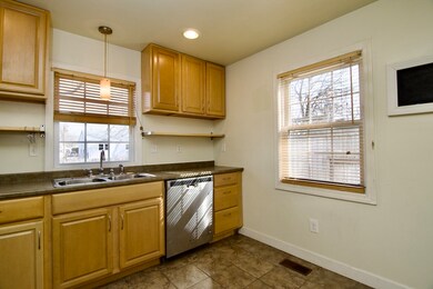 83 Lorimer St, Indian Orchard, MA 01151 - photo 7