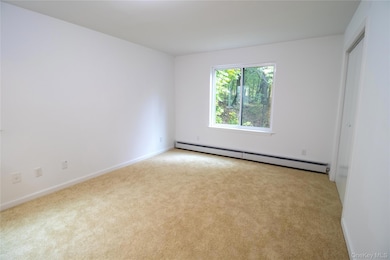 358 Concord Ln, Middletown, NY 10940 - photo 3