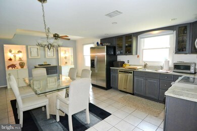 2408 Springlake Ct E, Gambrills, MD 21054 - photo 3