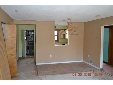 369 Aiken Ave unit 10, Lowell, MA 01850 - photo 4