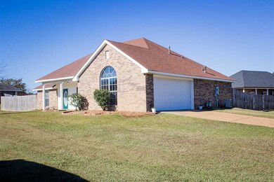 9827 Crooked Creek Blvd, Byram, MS 39272 - photo 3