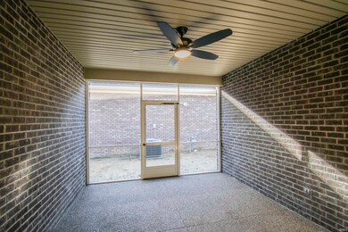 7050 Ironwood Cir, Newburgh, IN 47630 - photo 6