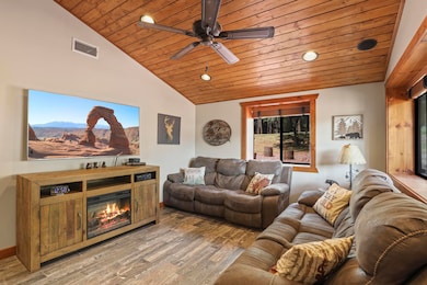 4986 Old Spruce Dr, Pine, AZ 85544 - photo 4