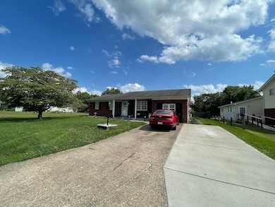 1708 Crimson Dr, Worthington, KY 41183 - photo 2