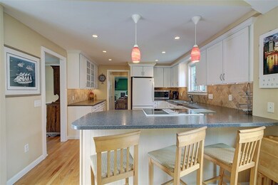 27 Salisbury Rd, Barrington, RI 02806 - photo 6