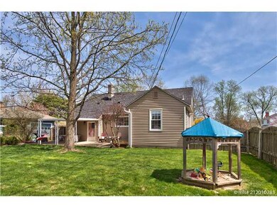 2561 Mount Holyoke Rd, Columbus, OH 43221 - photo 2