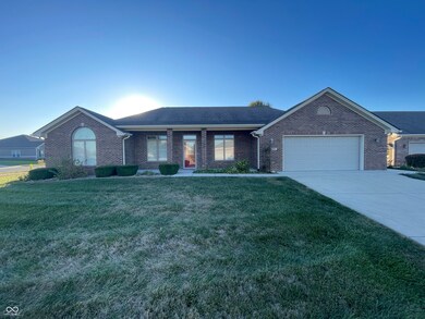 5920 Shellbark Ct, Columbus, IN 47201 - photo 2