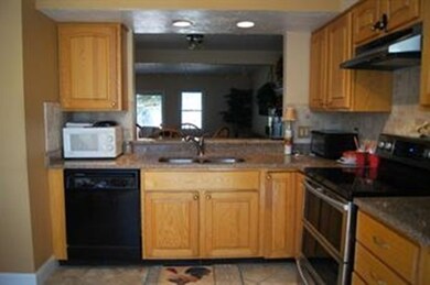 1016 Pleasant St unit 44, East Weymouth, MA 02189 - photo 4