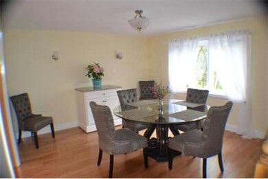 10 Pine Ave, Burlington, MA 01803 - photo 2