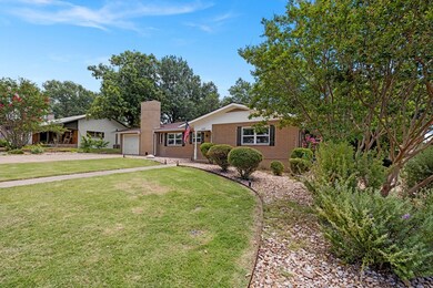 1005 Avenue B, Fredericksburg, TX 78624 - photo 2