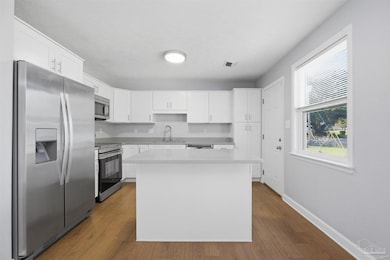 4309 Acacia Dr, Pensacola, FL 32503 - photo 5