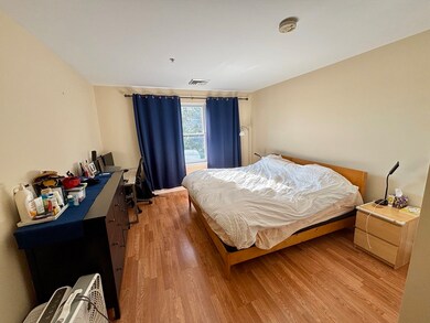 320 Rindge Ave unit 406, Cambridge, MA 02140 - photo 4