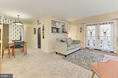 403 N Beauregard St unit 304, Alexandria, VA 22312 - photo 2