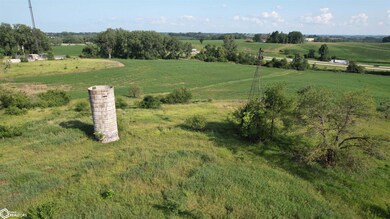 1683 W 32nd St S, Newton, IA 50208 - photo 3