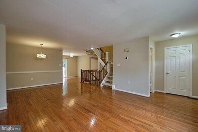 11960 Sentinel Point Ct, Reston, VA 20191 - photo 6