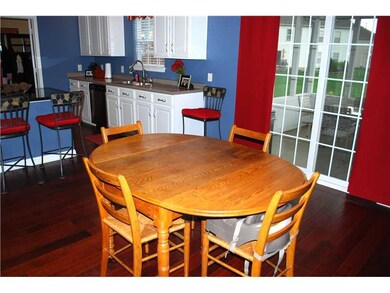 10418 Corning Way, Fishers, IN 46038 - photo 7