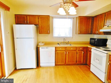 6763 Armadillo Ct, Waldorf, MD 20603 - photo 6