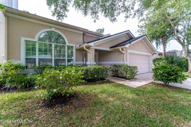 Hommati 5366 Heronview Dr Jacksonville F