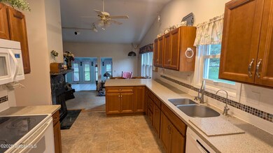 2368 Troy Schenectady Rd, Schenectady, NY 12309 - photo 7