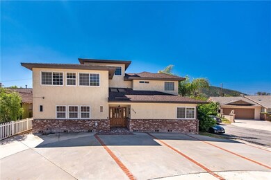 1818 W Riverside Dr, Burbank, CA 91506 - photo 5