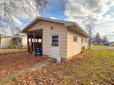 457 Jackson Ave, Phillips, WI 54555 - photo 5