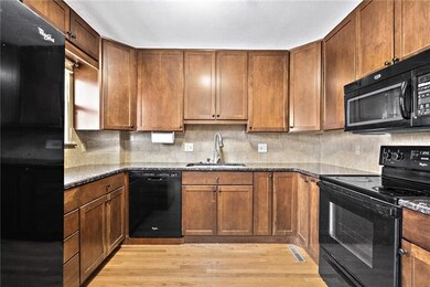 11905 W 66th Terrace, Shawnee, KS 66216 - photo 2