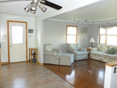 7 Pennichuck St, Nashua, NH 03064 - photo 7