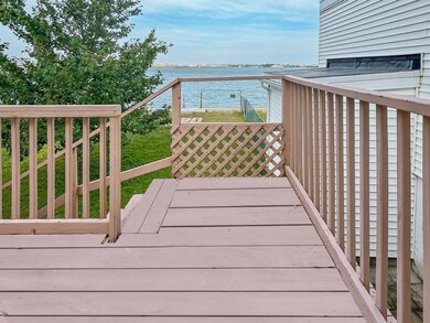 440 Pleasant St unit 440, Winthrop, MA 02152 - photo 3