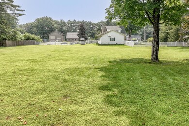 20 Maple St 41