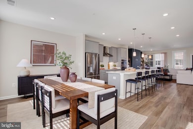 1006 Swallowtail Ln, Manassas, VA 20110 - photo 2