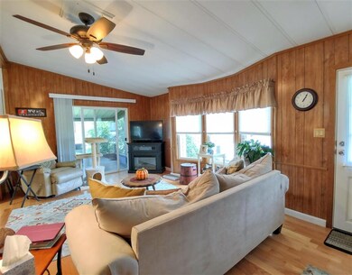 290 Calef Hwy unit C17, Epping, NH 03042 - photo 2