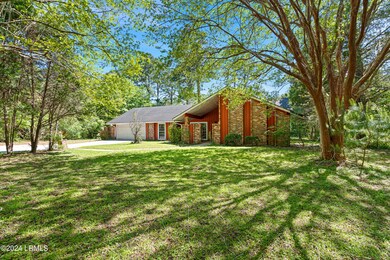 27 Royal Pines-5