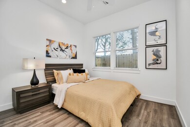 9022 Laverne Crescent, Houston, TX 77080 - photo 5