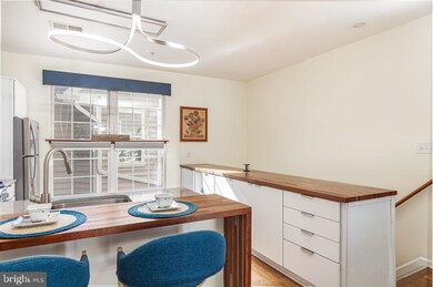 2004 Peggy Stewart Way unit 206, Annapolis, MD 21401 - photo 5