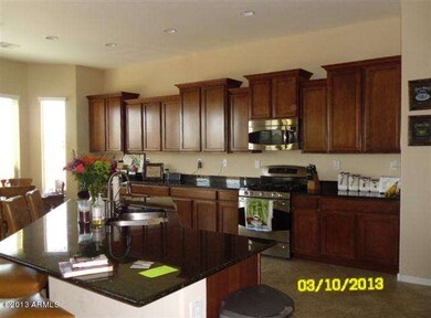 KITCHEN (2)