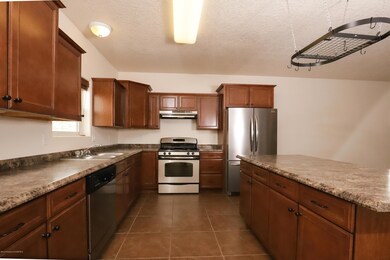 6810 Laurie St, Farmington, NM 87401 - photo 2