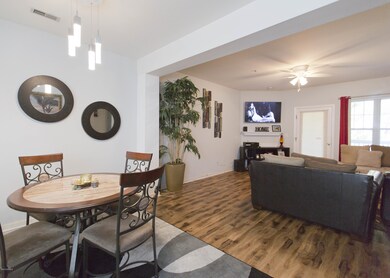 4527-203 Dining Room to Living Room