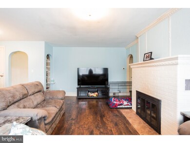 307 Greenwood Ave, Gloucester City, NJ 08030 - photo 5