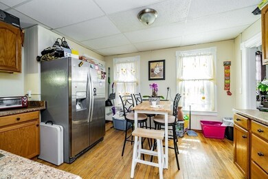 13 Cass St, Springfield, MA 01104 - photo 6