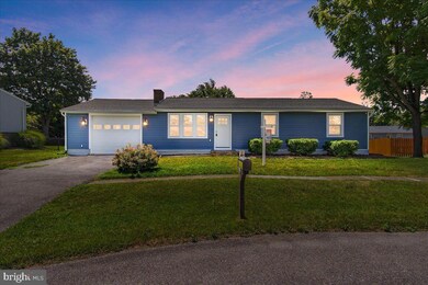 13 W Douglas Ct, Smithsburg, MD 21783 - photo 2