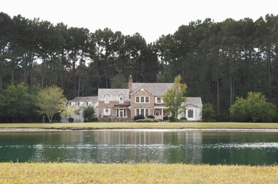 MonroeHome_093