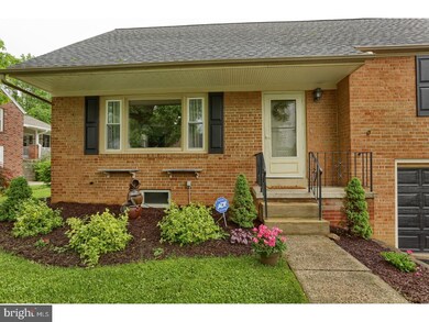 217 W 40th St, Reading, PA 19606 - photo 3