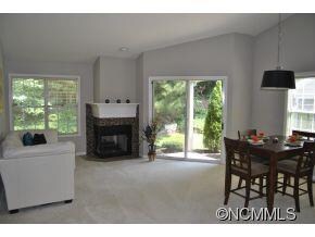 Bright Living Room/gas logs