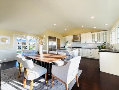 2839 Carob St, Newport Beach, CA 92660 - photo 4