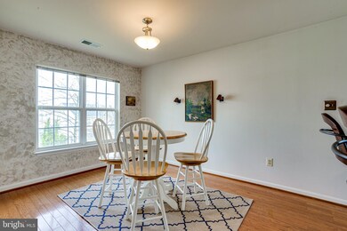 9131 Gracious End Ct unit 203, Columbia, MD 21046 - photo 5