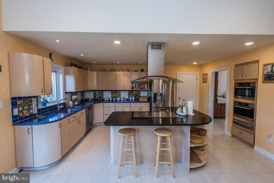 342 Girl Scout Dr, Hedgesville, WV 25427 - photo 5