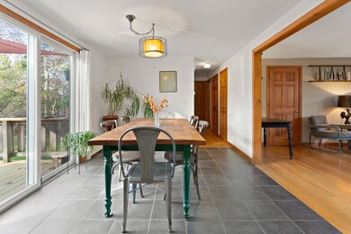 DiningRoom