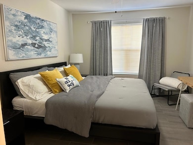 2204 Key Ct W unit 516, Kissimmee, FL 34741 - photo 2