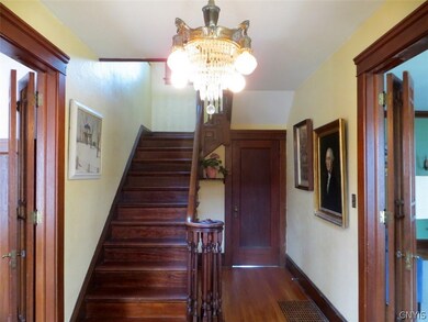 Beautiful entry hall--impressive staircase and win