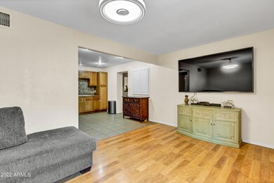 17 E Loma Linda Blvd-30